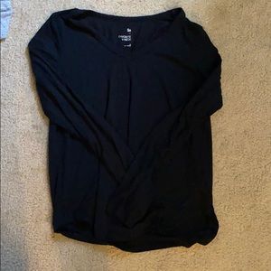SO black V- neck long sleeve t-shirt